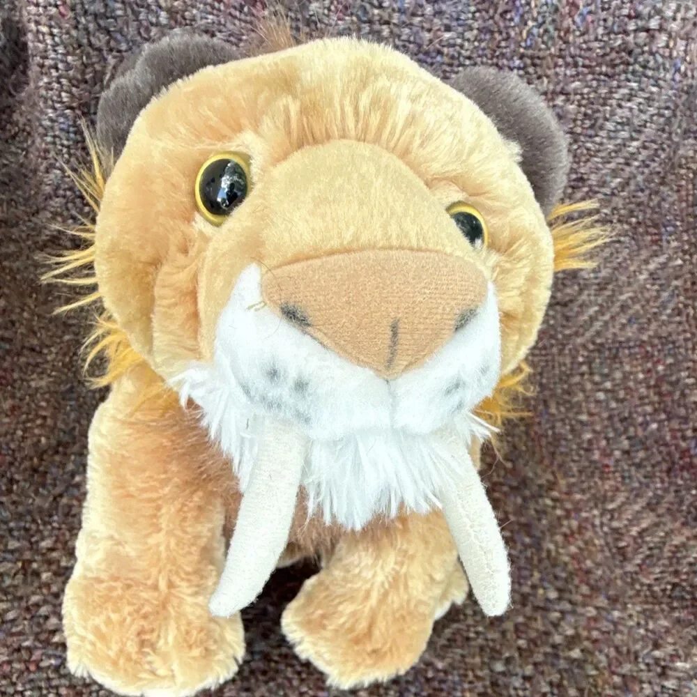 Wild Republic Lion Plush Stuffed Animal Tan/Brown/White Small (6-14 in) 2010